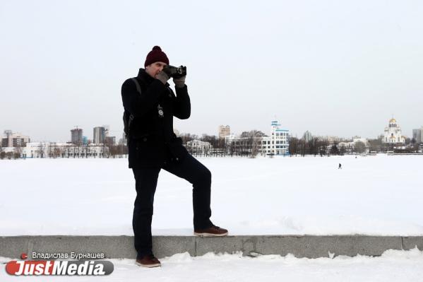Историк Василий Запарий: «Потеплело, поэтому я решил поснимать на пленку, она красиво нарисует то, что мы видим». В Екатеринбурге -3 градуса - Фото 3