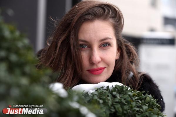 Инвестор Дарья Кулькова: «Улыбайтесь, ведь улыбка меняет химический состав крови». В Екатеринбурге -13 градусов - Фото 5