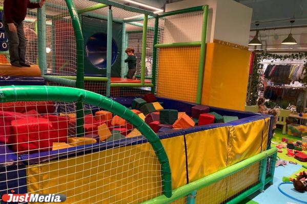 Лабиринты, няня и чтоб никакой картошки фри! Ищем лучшее в Екатеринбурге кафе с детскими комнатой и меню - Фото 15