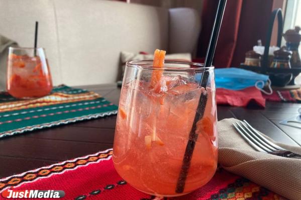 Лабиринты, няня и чтоб никакой картошки фри! Ищем лучшее в Екатеринбурге кафе с детскими комнатой и меню - Фото 31