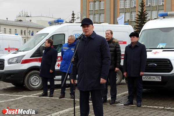 В Екатеринбург прибыло 25 новых машин скорой помощи - Фото 6