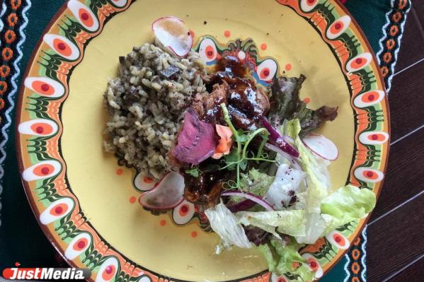 Никакого «Цезаря» и «Карбонары». Ищем в Екатеринбурге заведения с самым экзотическим меню - Фото 9