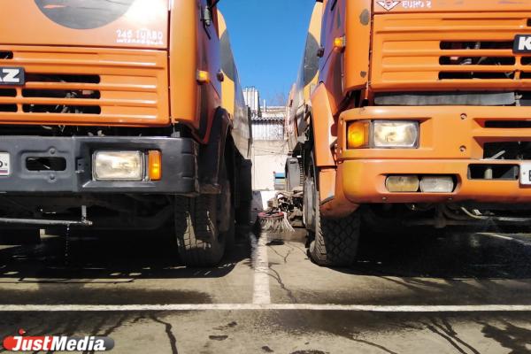 Коммунальщики Екатеринбурга приняли технику к лету - Фото 5