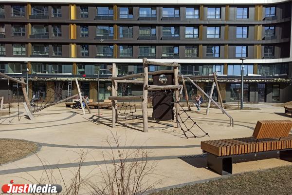 Окна, которые нельзя открывать, и магазины, до которых еще надо дойти. Чем жизнь в Clever Park отличается от жизни на картинках - Фото 13