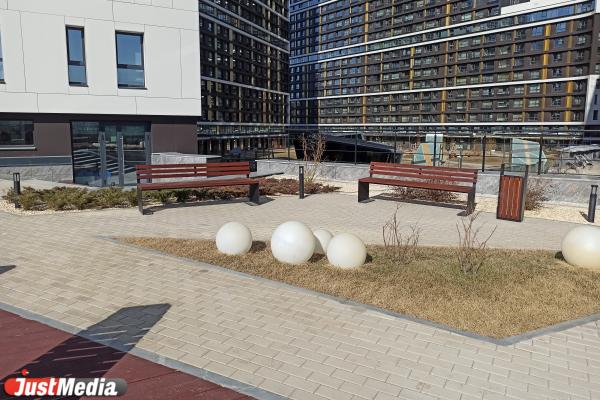 Окна, которые нельзя открывать, и магазины, до которых еще надо дойти. Чем жизнь в Clever Park отличается от жизни на картинках - Фото 23