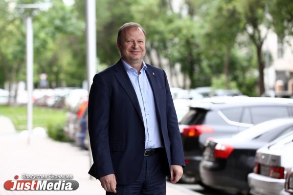 Виктор Шептий, «Единая Россия»: «Вся наша работа традиционно связана с погодой». В Екатеринбурге +21 градус - Фото 4