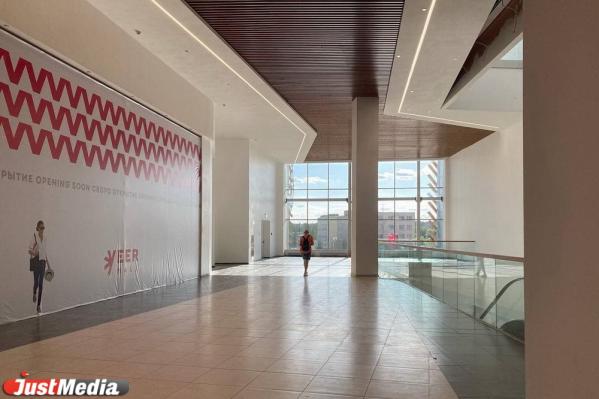 На Уралмаше начал открываться второй по величине торговый центр Екатеринбурга VEER MALL - Фото 6