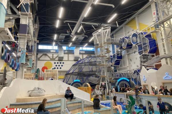 На Уралмаше начал открываться второй по величине торговый центр Екатеринбурга VEER MALL - Фото 8