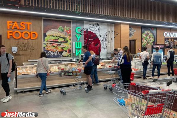 На Уралмаше начал открываться второй по величине торговый центр Екатеринбурга VEER MALL - Фото 9