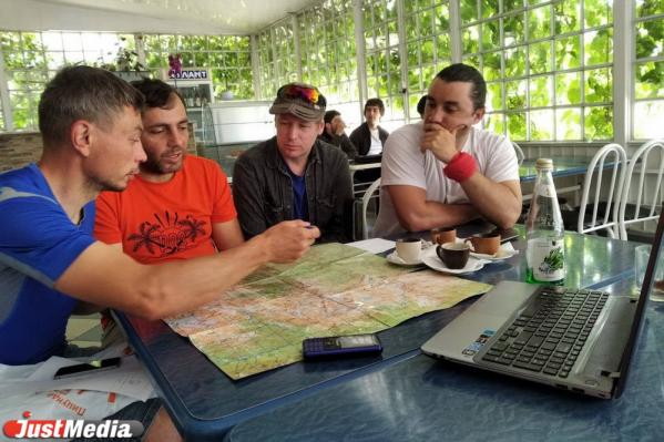 Поиски Владимира Ульянова в горах Абхазии: команда из двенадцати спасателей уходит в горы на 10 дней. ФОТО, ВИДЕО - Фото 2