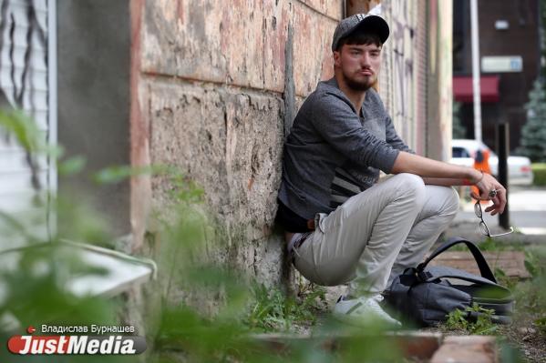 Юра Мешалкин, студент: «Не очень люблю дожди, люблю солнце». В Екатеринбурге +33 градуса - Фото 5