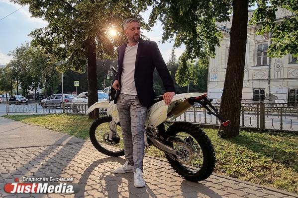 Александр Ислентьев, директор магазина мототехники: «Лето в разгаре, катайтесь на Эндуро». В Екатеринбурге +21 градус - Фото 8