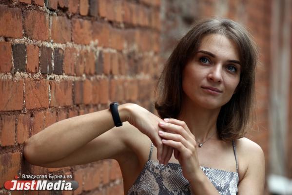 София Горинова, менеджер по рекламе: «Сегодня пасмурно, наконец не так жарко и надеюсь, что скоро будет дождь». В Екатеринбурге +31 градус - Фото 5