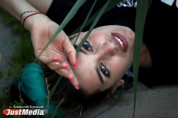 Дарья Реферт, стилист: «Съемки здесь одно удовольствие. Какие закаты… И чайки!». В Екатеринбурге +22 градуса - Фото 5