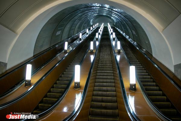 Осторожно, метро закрывается. Ночь в екатеринбургской подземке - Фото 23