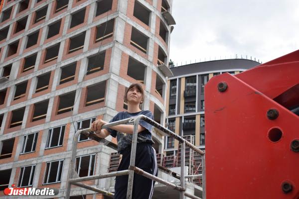 Анетта Лукьянова, художница: «Мы думали, что на Урале будет очень тепло». В Екатеринбурге +19 градусов - Фото 4