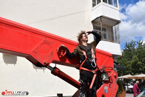 Танели Стенберг, художник: «Сейчас – отличная погода. Ночью становится немного прохладнее, и можно спокойно спать». В Екатеринбурге +24 градуса - Фото 3