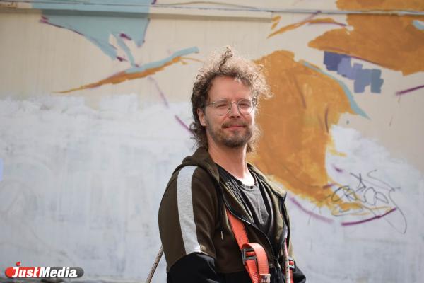 Танели Стенберг, художник: «Сейчас – отличная погода. Ночью становится немного прохладнее, и можно спокойно спать». В Екатеринбурге +24 градуса - Фото 6