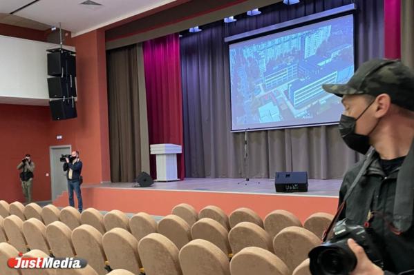 В Екатеринбурге открыли муниципальную чудо-школу в стиле неоконструктивизма. Куйвашев - она похожа на современный IT-офис - Фото 4