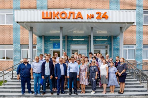 Свердловский губернатор: «Наша главная задача, чтобы 1 сентября дети сели за парты, а не веб-камеры дома» - Фото 2