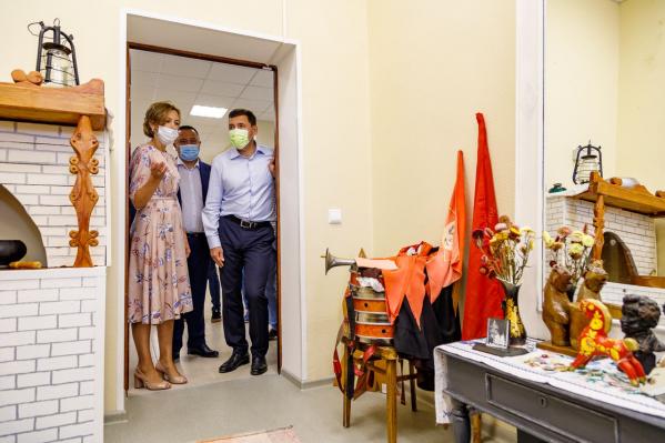 Свердловский губернатор: «Наша главная задача, чтобы 1 сентября дети сели за парты, а не веб-камеры дома» - Фото 3