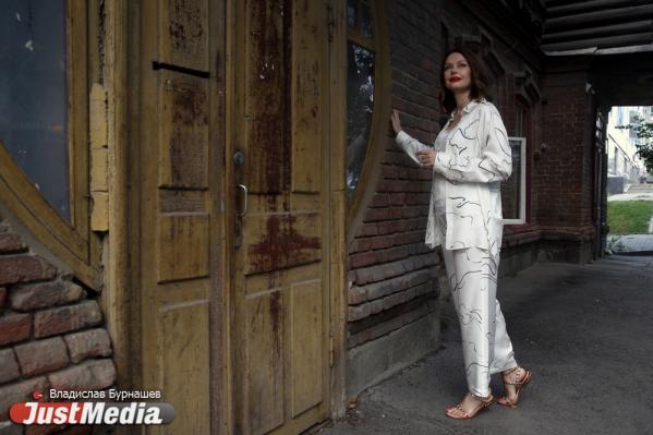 Ирина Безрукова, актриса: «Очень люблю бывать в Екатеринбурге». В столице Среднего Урала +20 градусов - Фото 9