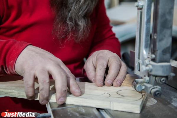 Деревенские узоры, кухня и подвенечные цвЕты. Супруги из старинного села под Невьянском возрождают уральские традиции в ремеслах - Фото 2