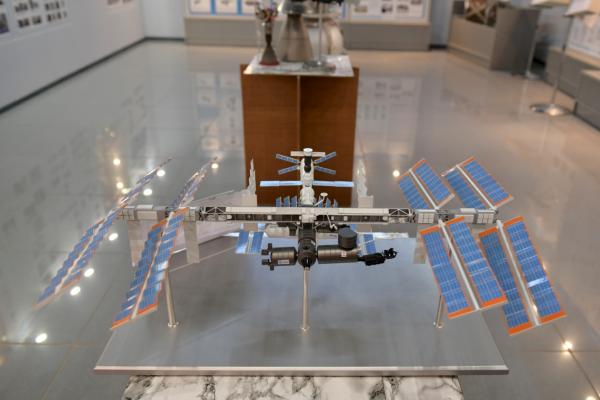 Евгений Куйвашев лично проверил, как устраняют последствия наводнения в регионе. Ущерб посчитан – людям выдают компенсацию - Фото 5