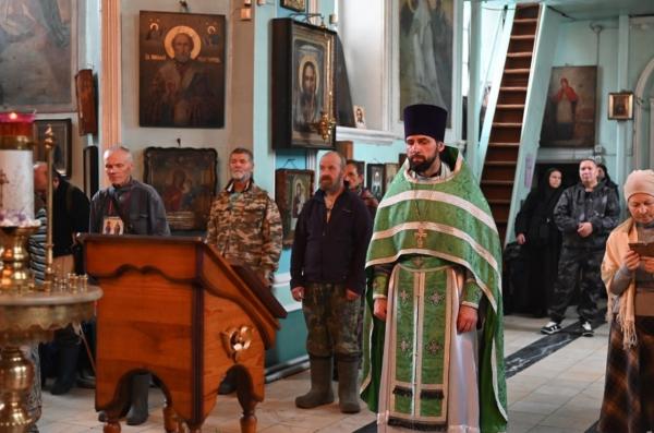 Под Екатеринбургом паломники отправились в самый длинный крестный ход - Фото 2