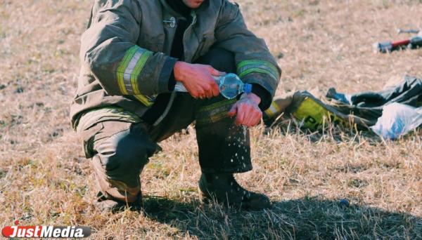 Корреспондент JustMedia.ru с места пожара: МЧС заявило, что торфяник в Солнечном подожгли - Фото 6