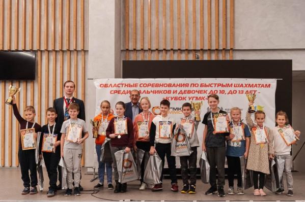 Свердловские школьники разыграли «Кубок УГМК» по быстрым шахматам - Фото 4