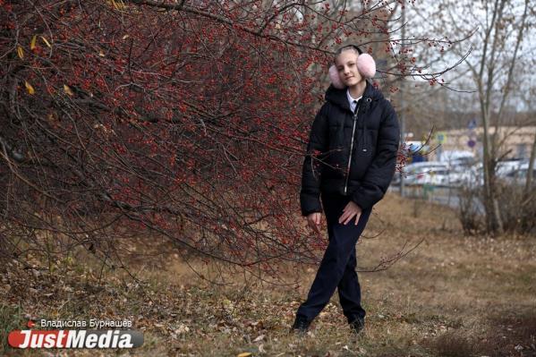 Елизавета Серебренникова, школьница: «Осень для меня – начало новых историй, открытий и вдохновений». В Екатеринбурге +2 градуса - Фото 2