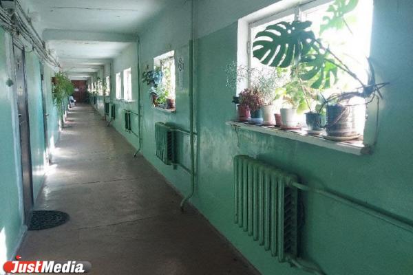 Раздельный сбор мусора, творчество и история. Во дворах домов-расчесок пройдет очередной арт-субботник - Фото 3