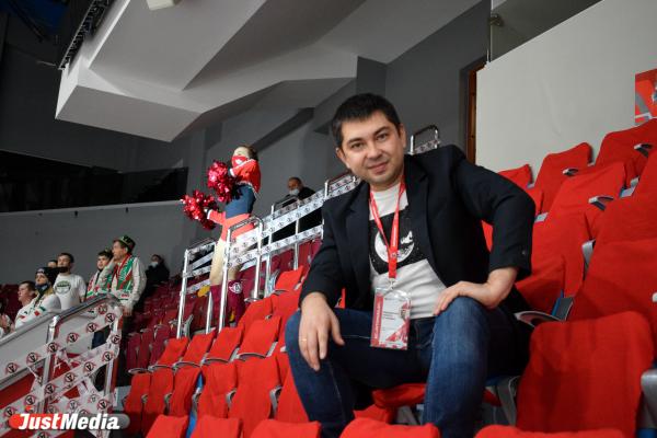 Никита Медведевских, пресс-атташе ХК «Автомобилист»: «Зима, весна пройдет - настанет лето, снова заживем». В Екатеринбурге +2 градуса - Фото 5