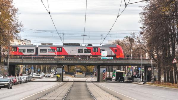 Новые пригородные поезда на туристических направлениях появятся на СвЖД в 2022 году - Фото 2