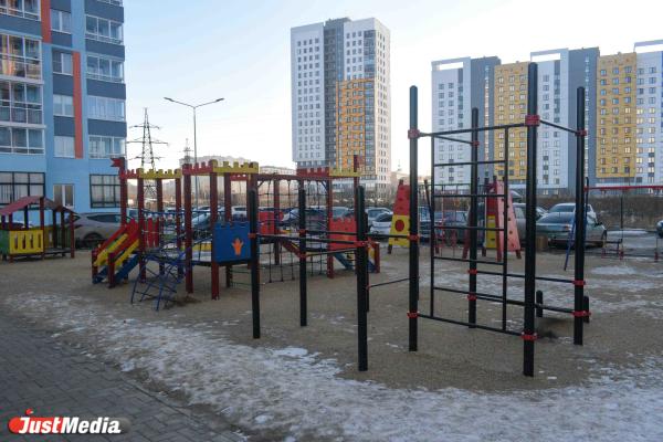 Дырявые балконы и много парковочных мест для бюджетников. Почему ЖСК «Наш Дом» и «Здоровье» оказались на голову лучше «Янтарной долины» - Фото 5