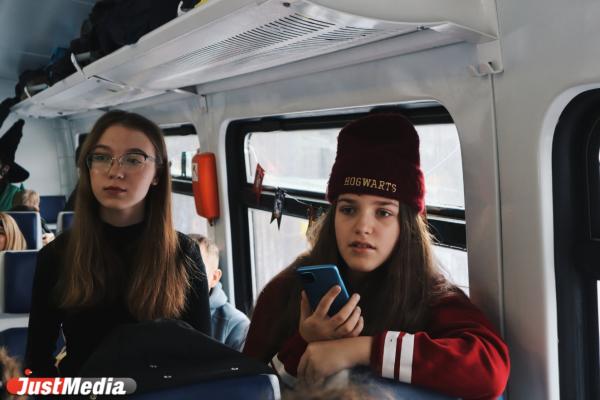 Катаемся на «Хогвартс-Экспрессе» в Екатеринбурге. Что предлагают большим и маленьким фанатам Гарри Поттера за 2 500 рублей - Фото 19