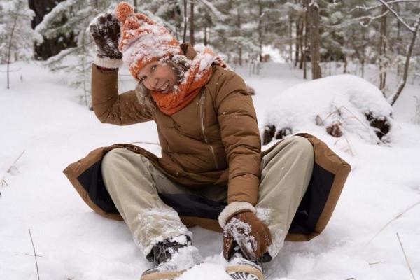 Ульяна Юсупова, автор городской афиши: «Погода такая, что нужно брать термос и дуть в зимний сказочный лес» В Екатеринбурге -6 градусов - Фото 5