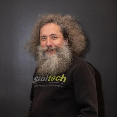 Афиша событий Екатеринбурга: камерные спектакли, комикс по Бажову и артист-ток по современному искусству - Фото 16