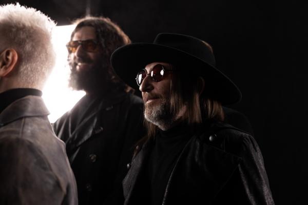 Группа Би-2 представила сингл и клип «Я никому не верю» - видео. 18+ - Фото 10