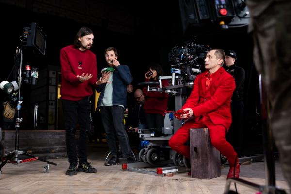 Группа Би-2 представила сингл и клип «Я никому не верю» - видео. 18+ - Фото 17