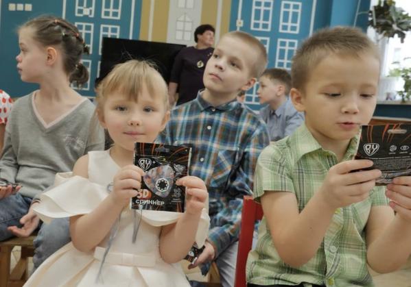 «Если есть возможность – надо помочь»: подарки получили дети из центра социальной помощи «Отрада» в Екатеринбурге - Фото 4