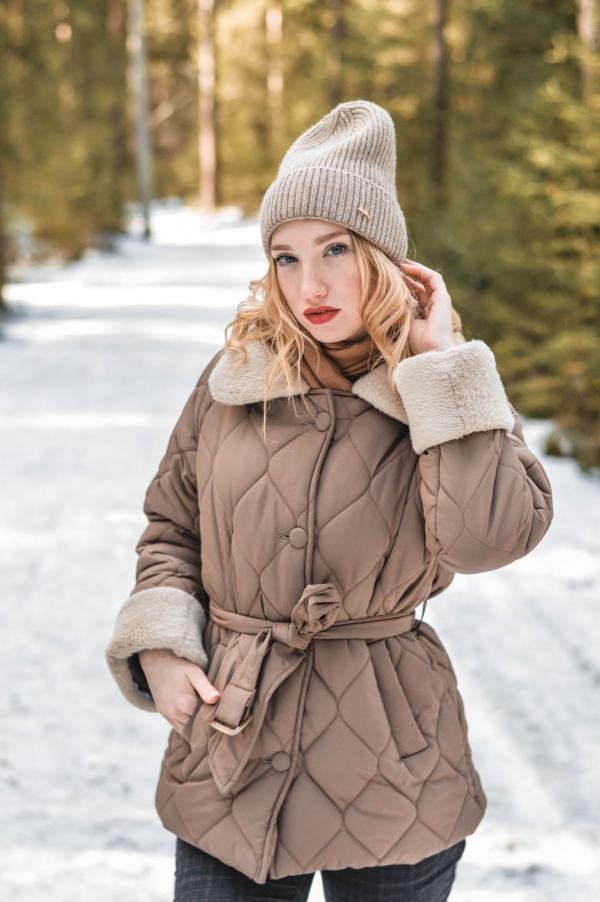 Надежда Рассохина, артистка шоу-балета «Ягода»: «Погода еще обманчивая. Берегите себя и не поддавайтесь хитрому февралю». В Екатеринбурге +3  - Фото 4