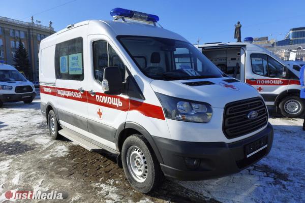 Екатеринбург получил 20 новых современных машин скорой помощи - Фото 4