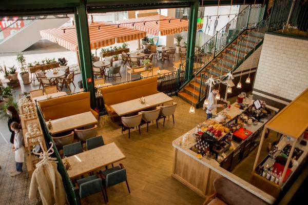 Обед по-итальянски. Тестируем Donna Olivia в Veer Mall с «террасой» и огромной печью из Италии - Фото 2