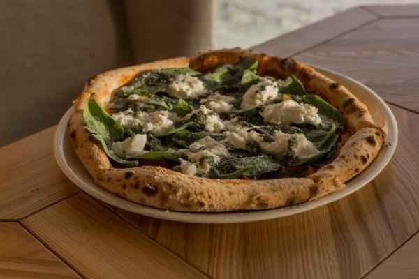 Обед по-итальянски. Тестируем Donna Olivia в Veer Mall с «террасой» и огромной печью из Италии - Фото 11