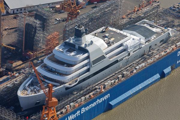 Роман Абрамович спрятал от санкций две яхты на турецких курортах - Фото 2