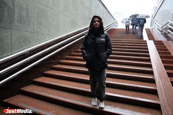 Арина Агафонова, студентка медицинского колледжа: «Самые теплые дни еще впереди». В Екатеринбурге +20 градусов - Фото 2