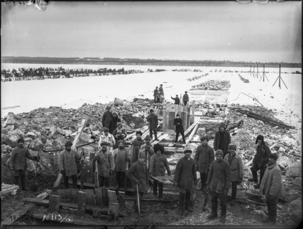 История строительства Свердловской ГЭС на Большом Конном полуострове, где паслись мустанги и гуляли хмельные компании - Фото 8