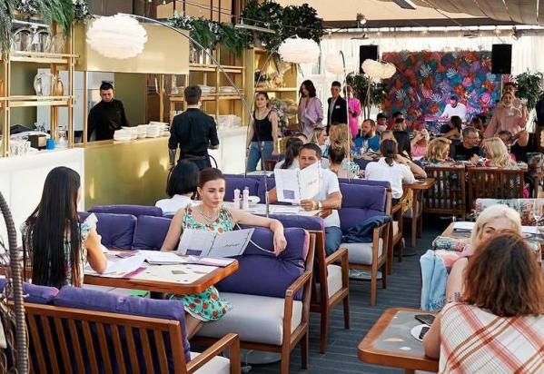 Большая подборка летних веранд Екатеринбурга, о которых вы могли ничего не знать - Фото 4